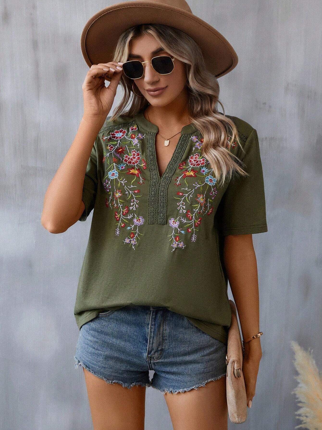 NERA™ Fleur Top Broderie Chic